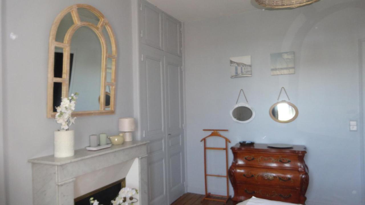 Le Compostelle Chic, Charme, Confort, Cocooning 80 M² Saint-Léonard-de-Noblat Exterior foto